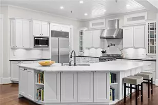 4842 Kitty Hawk Dr, Atlanta, GA 30342 - Photo 16