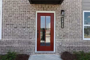 2821 Beacon Bend Xing, Lawrenceville, GA 30043 - Photo 2