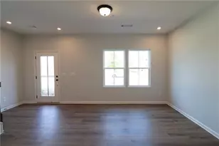 2821 Beacon Bend Xing, Lawrenceville, GA 30043 - Photo 4