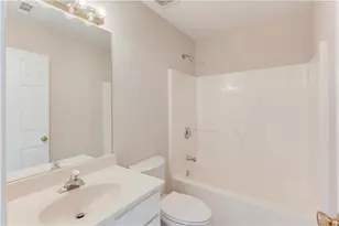 1840 Embassy Walk Ln, Lilburn, GA 30047 - Photo 18