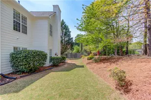 1840 Embassy Walk Ln, Lilburn, GA 30047 - Photo 22
