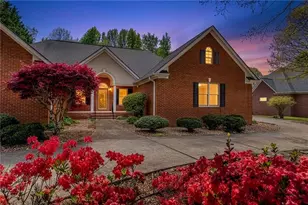 6628 Windvane Point, Clermont, GA 30527 - Photo 2