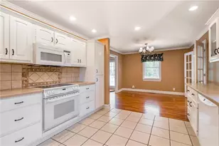 6628 Windvane Point, Clermont, GA 30527 - Photo 14