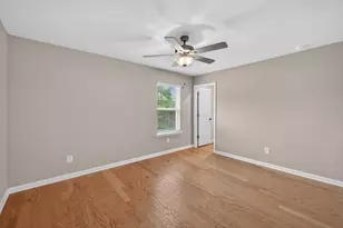 7277 Maple Brook Ln, Flowery Branch, GA 30542 - Photo 38