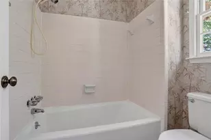 1905 Holly Springs Rd, Marietta, GA 30062 - Photo 16