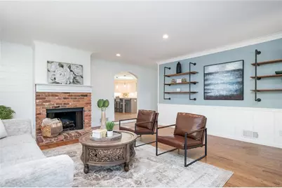 202 Heights Place, Canton, GA 30114 - Photo 4