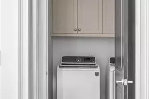 1760 Barclay Close NW, Atlanta, GA 30318 - Photo 22