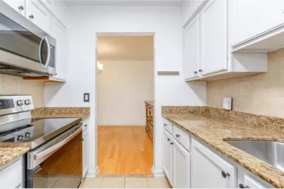 3005 Seven Pines Lane #201, Atlanta, GA 30339 - Photo 18