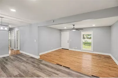 835 Pine Roc Drive, Stone Mountain, GA 30083 - Photo 8