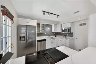 9 Scotland Pl NW, Atlanta, GA 30318 - Photo 16