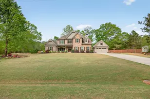 1428 Osborne Dr, Statham, GA 30666 - Photo 2
