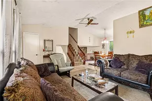 3049 Meadow Wood Ct, Lawrenceville, GA 30044 - Photo 6