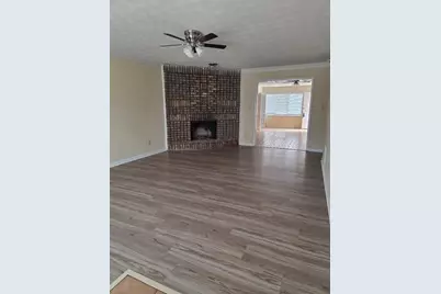 2120 Fieldstone View SE, Conyers, GA 30013 - Photo 2