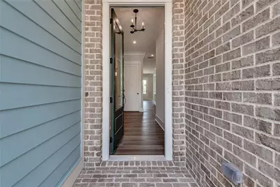 435 Maplewood Drive, Roswell, GA 30075 - Photo 2