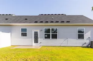 234 B Lavendar Ln, Perry, GA 31069 - Photo 2