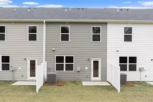 206 Kenmore Cir, Perry, GA 31069 - Photo 4