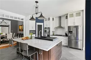 635 Bonaventure Ave NE, Atlanta, GA 30306 - Photo 4