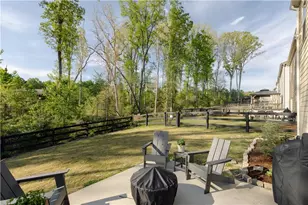 6363 Crosscreek Ln, Flowery Branch, GA 30542 - Photo 2
