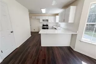 2214 Rambling Way, Lithonia, GA 30058 - Photo 8