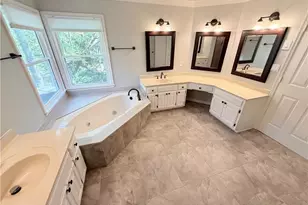 984 Forest Pond Ct, Marietta, GA 30068 - Photo 6