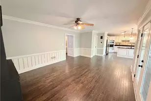 984 Forest Pond Ct, Marietta, GA 30068 - Photo 10