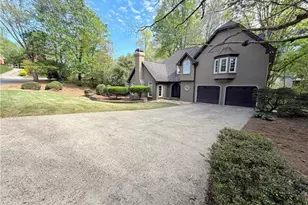 984 Forest Pond Ct, Marietta, GA 30068 - Photo 8