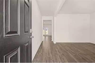 8569 Secretariat Drive, Lithonia, GA 30058 - Photo 2