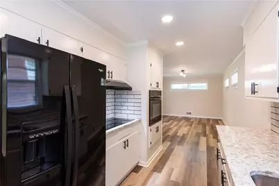 3085 Hope Street, Hapeville, GA 30354 - Photo 8