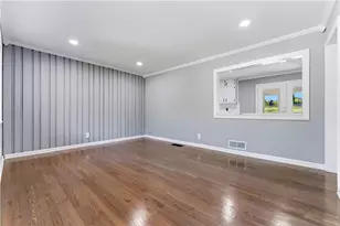 1100 Vonda Ln, Mableton, GA 30126 - Photo 4