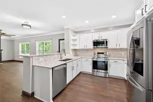 6085 Lake Windsor Pkwy, Buford, GA 30518 - Photo 4