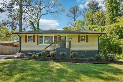 566 Woods Drive NW, Atlanta, GA 30318 - Photo 2