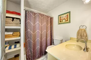 11 Parkmont Dr, Roswell, GA 30076 - Photo 18