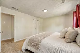 11 Parkmont Dr, Roswell, GA 30076 - Photo 14