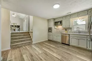 11 Parkmont Dr, Roswell, GA 30076 - Photo 12