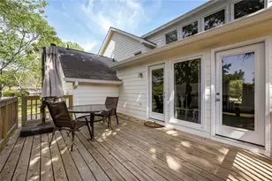 11 Parkmont Dr, Roswell, GA 30076 - Photo 24