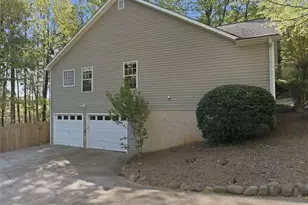 115 Oak Crest Ln, Dallas, GA 30132 - Photo 6