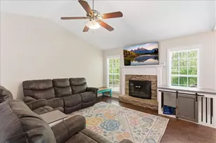 101 Brookcliff Ct, Temple, GA 30179 - Photo 2
