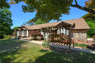 130 Hawn Rd, Fayetteville, GA 30215 - Photo 2
