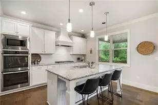 735 Deer Hallow Trace, Suwanee, GA 30024 - Photo 6