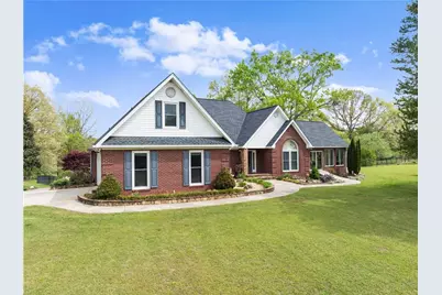 4841 Cobb Griffin, Gillsville, GA 30543 - Photo 4