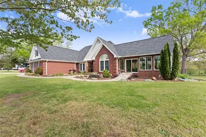 4841 Cobb Griffin, Gillsville, GA 30543 - Photo 8