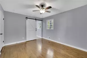 210 Suburban Dr NE, Kennesaw, GA 30144 - Photo 24
