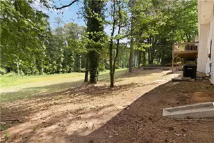 4204 Williamsburg Dr, Atlanta, GA 30337 - Photo 54