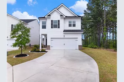 141 Gaston Court, Hoschton, GA 30548 - Photo 1