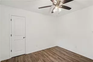 8984 Bentwood Ln, Riverdale, GA 30274 - Photo 22