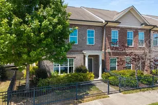 910 Westmoreland Circle Northwest, Atlanta, GA 30318 - Photo 2