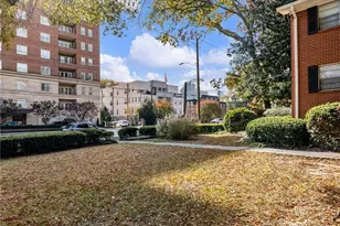 3660 Peachtree Street NE, Atlanta, GA 30319 - Photo 42