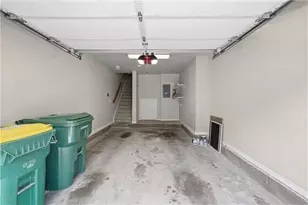 285 Le Gran Bend, Atlanta, GA 30328 - Photo 32