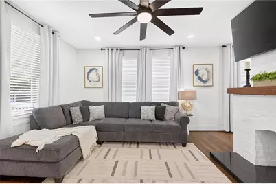 37 Poplar Street, Covington, GA 30014 - Photo 8