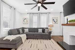 37 Poplar St, Covington, GA 30014 - Photo 8